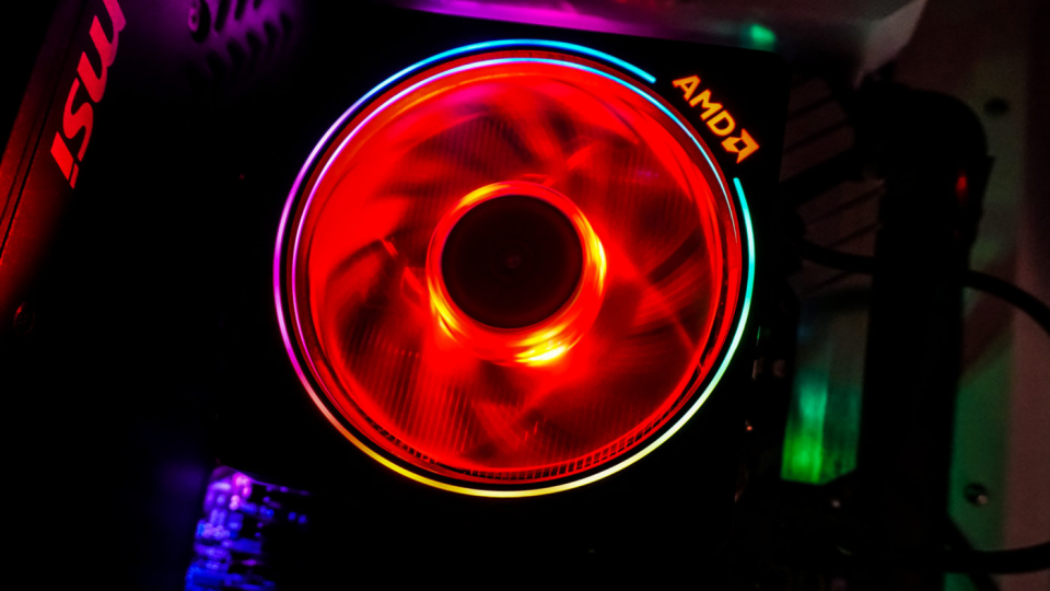 AMD Ryzen - Wraith Cooler